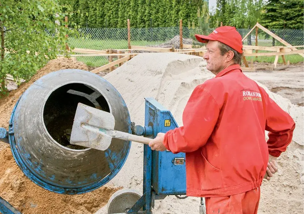 Czym zagruntować tynk cementowo-wapienny, aby uniknąć problemów?