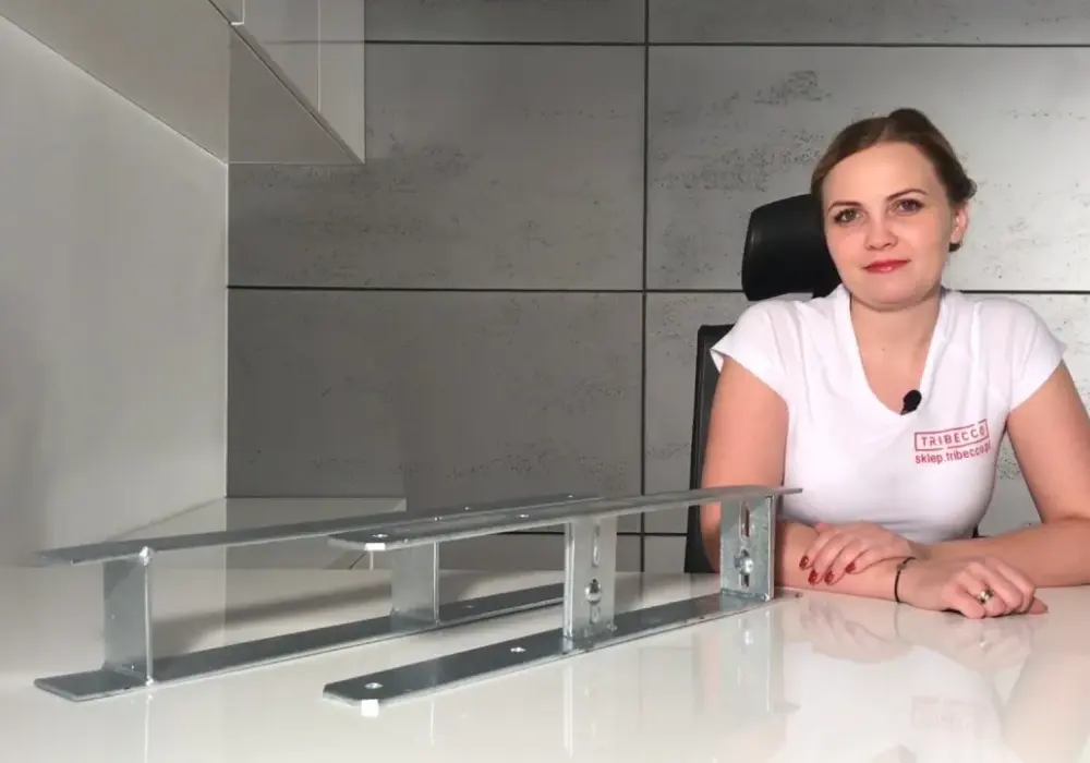 Kotwa do kantówki 9x9 – jak wybrać i zamontować, by uniknąć błędów?