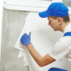 Jaki gips na tynk cementowo-wapienny? Wybierz najlepszy produkt do gładzi