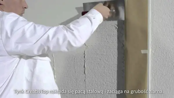 Jak zacierać tynk akrylowy, aby uniknąć nierówności i uzyskać gładkość